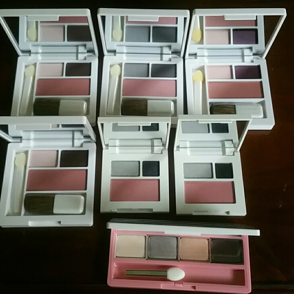Clinique eye shadows lot